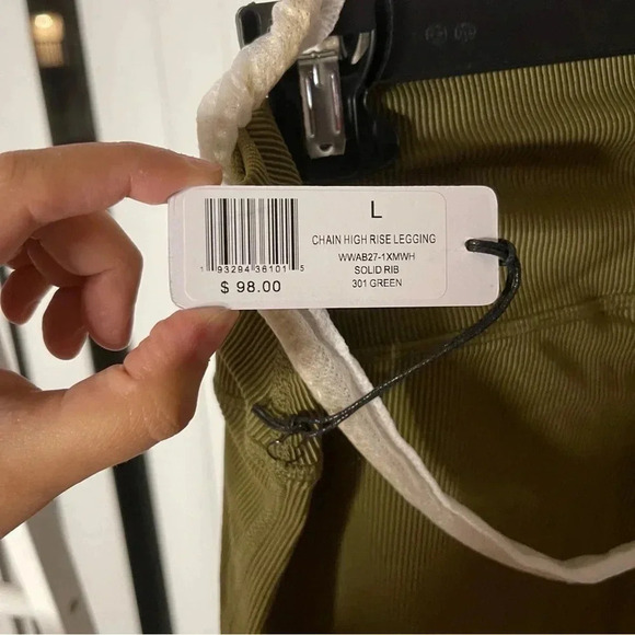 We Wore What Chain High Rise Legging - Size L (NWT) - Picture 7 of 8